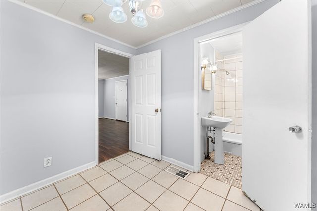 94 Orange, Tuscaloosa, AL 35401