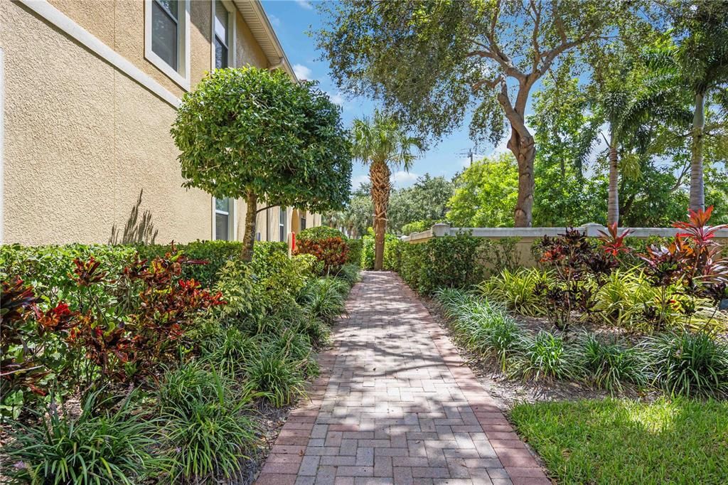 8034 MOONSTONE DR 1-106, Sarasota, FL 34233