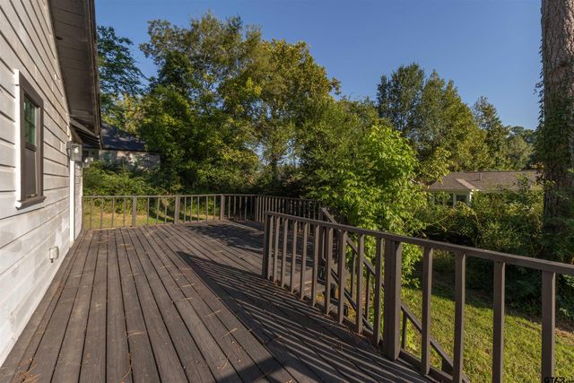 2527 S Robertson Ave, Tyler, TX 75701