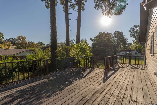 2527 S Robertson Ave, Tyler, TX 75701