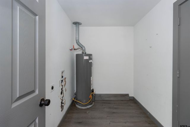 2527 S Robertson Ave, Tyler, TX 75701