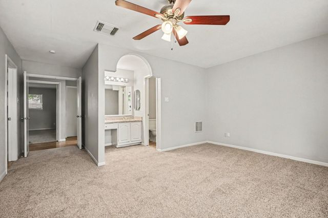 16207 Havenhurst Drive, Houston, TX 77059