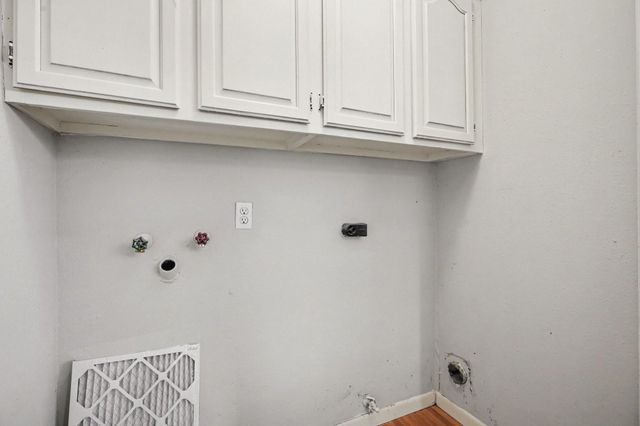 16207 Havenhurst Drive, Houston, TX 77059
