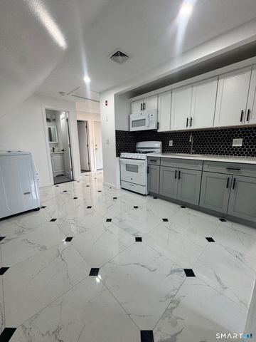 417 Poplar Street, New Haven, CT 06513