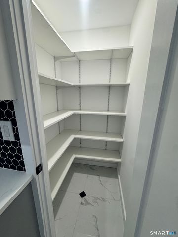 417 Poplar Street, New Haven, CT 06513