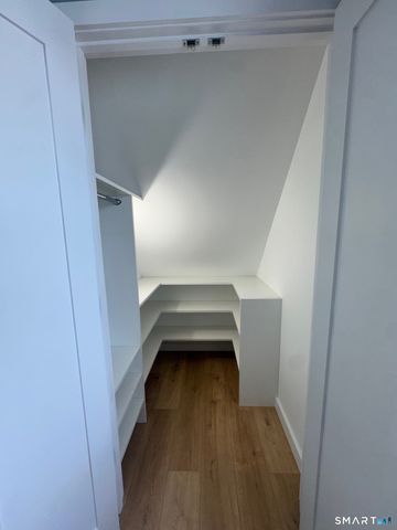 417 Poplar Street, New Haven, CT 06513