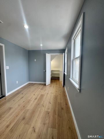 417 Poplar Street, New Haven, CT 06513