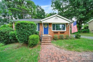 3905 Abbeydale Drive, Charlotte, NC 28205