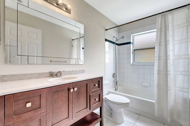 6779 Indianwood Way, Boynton Beach, FL 33437