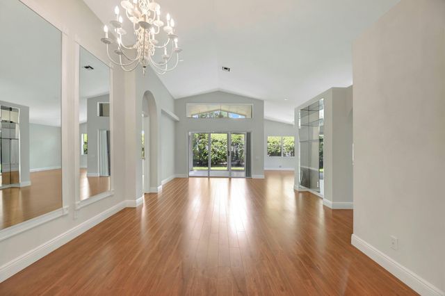 6779 Indianwood Way, Boynton Beach, FL 33437