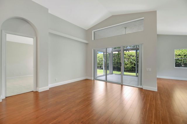 6779 Indianwood Way, Boynton Beach, FL 33437