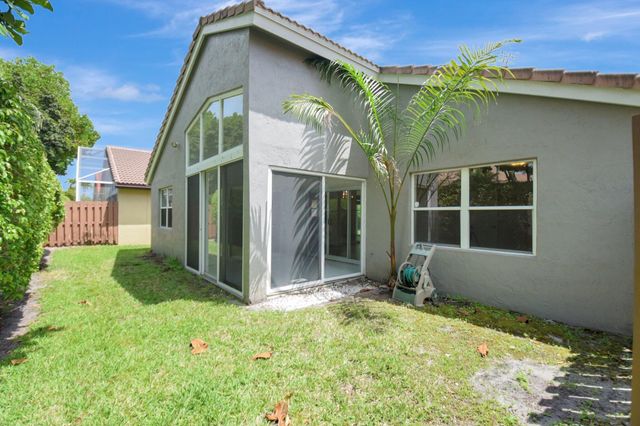 6779 Indianwood Way, Boynton Beach, FL 33437