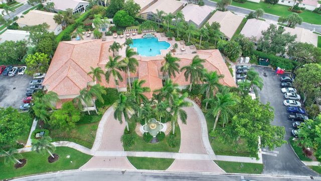 6779 Indianwood Way, Boynton Beach, FL 33437