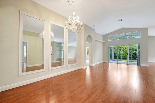 6779 Indianwood Way, Boynton Beach, FL 33437