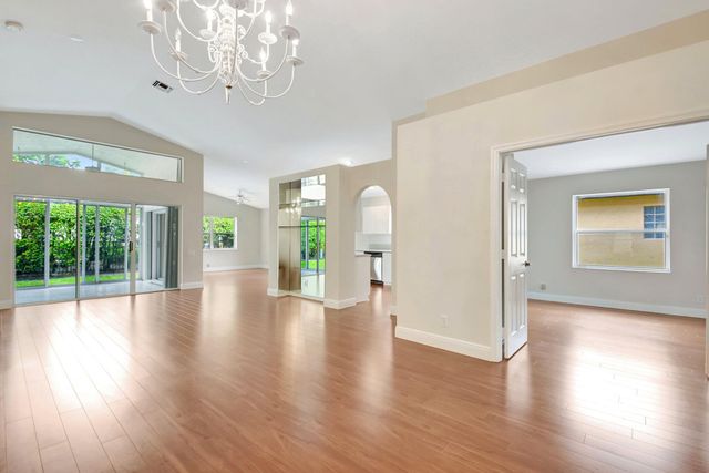 6779 Indianwood Way, Boynton Beach, FL 33437