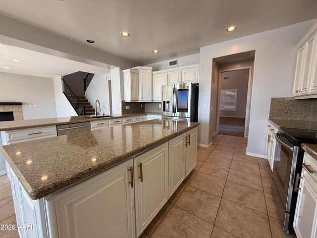 4287 S KIMBERLEE Drive, Chandler, AZ 85249