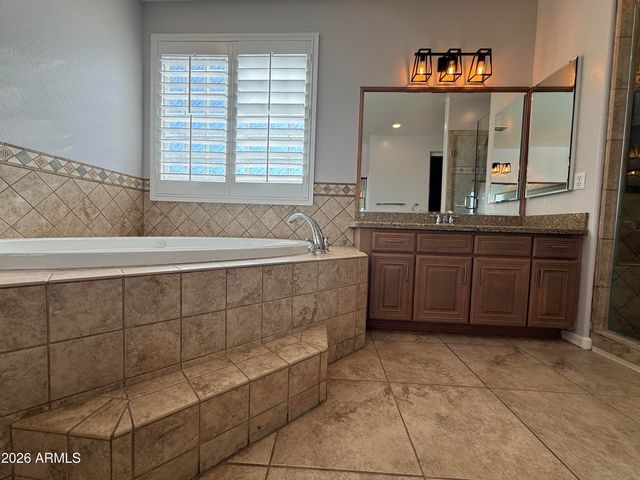 4287 S KIMBERLEE Drive, Chandler, AZ 85249