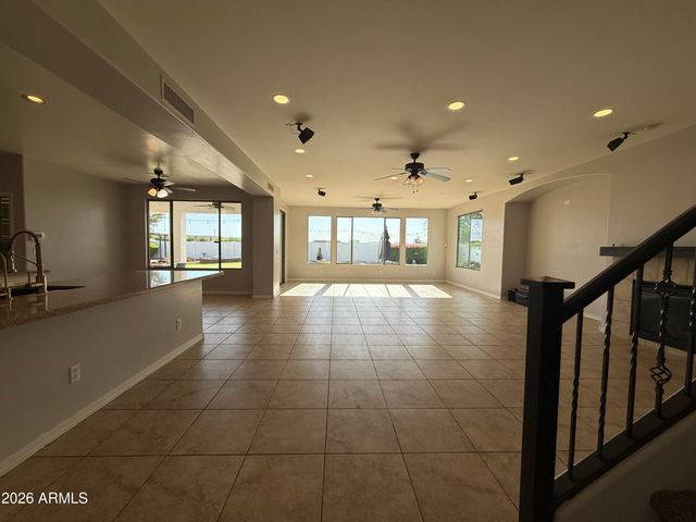4287 S KIMBERLEE Drive, Chandler, AZ 85249