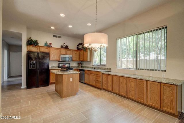1805 S Morrison Lane, Gilbert, AZ 85295