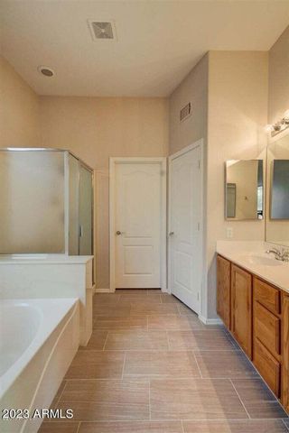 1805 S Morrison Lane, Gilbert, AZ 85295