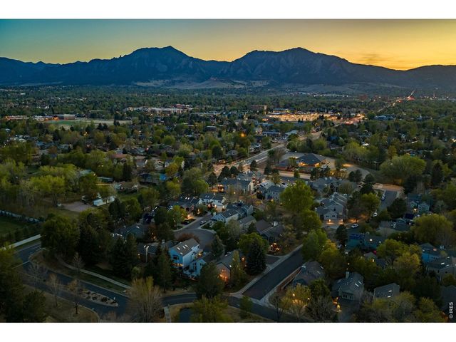 5592 Stonewall Pl, Boulder, CO 80303