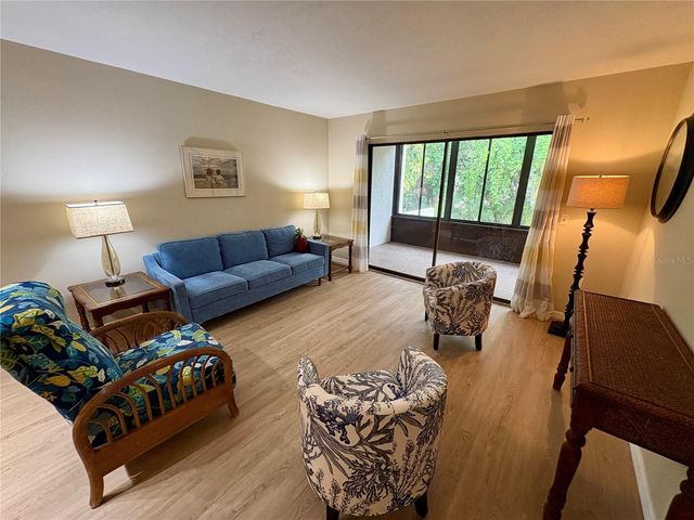 378 SPRINGDALE DRIVE 378, Bradenton, FL 34210