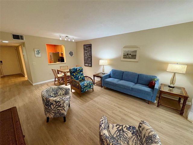 378 SPRINGDALE DRIVE 378, Bradenton, FL 34210