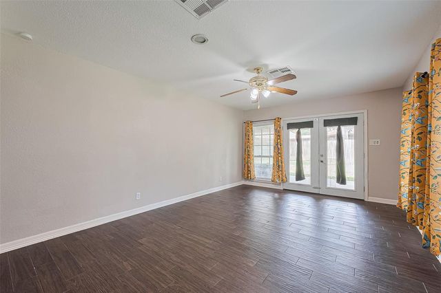 1743 Woodway Drive, Woodbranch, TX 77357