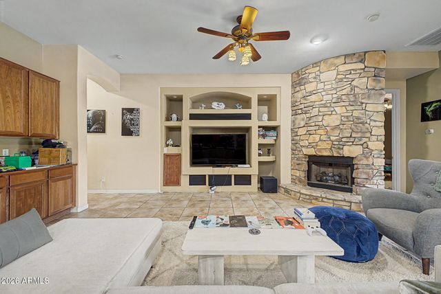 65 S PRESIDIO Drive, Gilbert, AZ 85233
