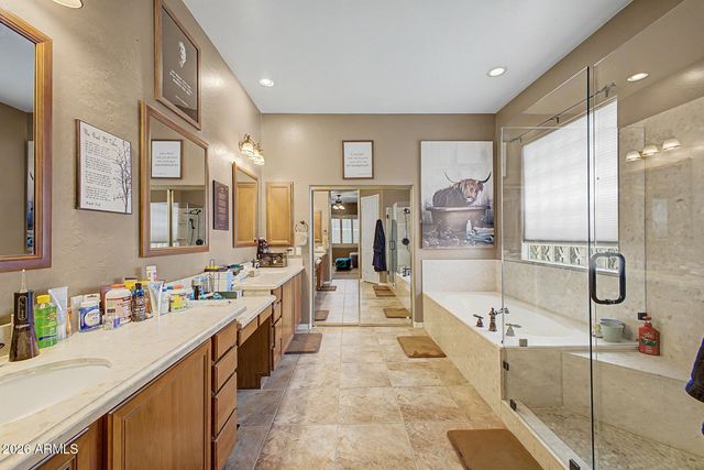 65 S PRESIDIO Drive, Gilbert, AZ 85233