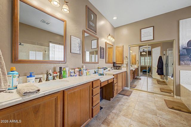 65 S PRESIDIO Drive, Gilbert, AZ 85233