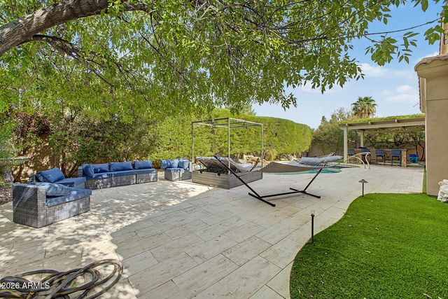 65 S PRESIDIO Drive, Gilbert, AZ 85233
