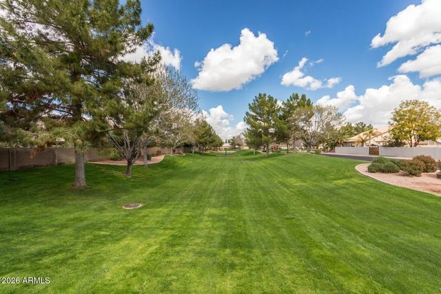 65 S PRESIDIO Drive, Gilbert, AZ 85233