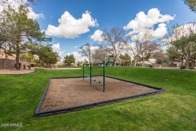 65 S PRESIDIO Drive, Gilbert, AZ 85233