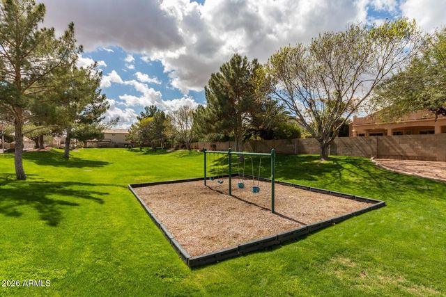 65 S PRESIDIO Drive, Gilbert, AZ 85233