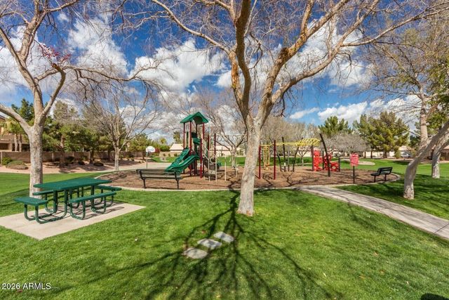 65 S PRESIDIO Drive, Gilbert, AZ 85233