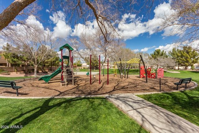 65 S PRESIDIO Drive, Gilbert, AZ 85233