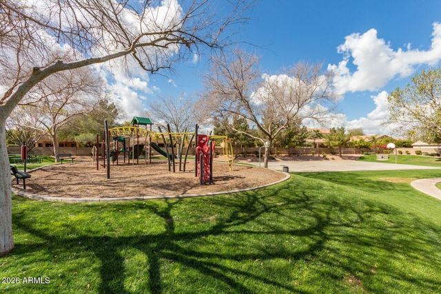 65 S PRESIDIO Drive, Gilbert, AZ 85233