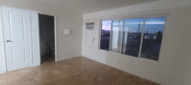 305 North 10th Street 20, Las Vegas, NV 89101