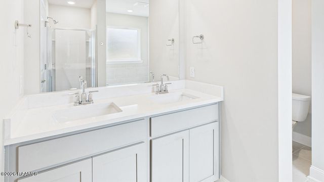 101 Acadian Falls Drive, Broussard, LA 70518