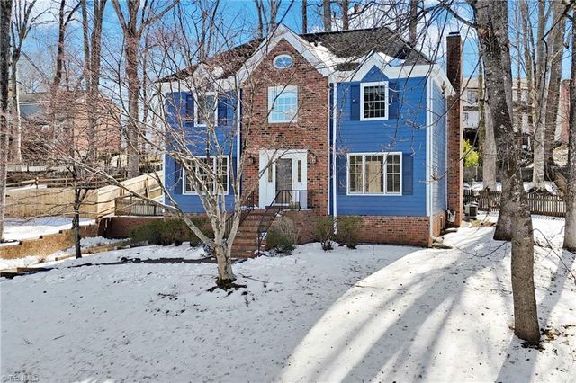 3512 Summerfield Lane, Winston-salem, NC 27106