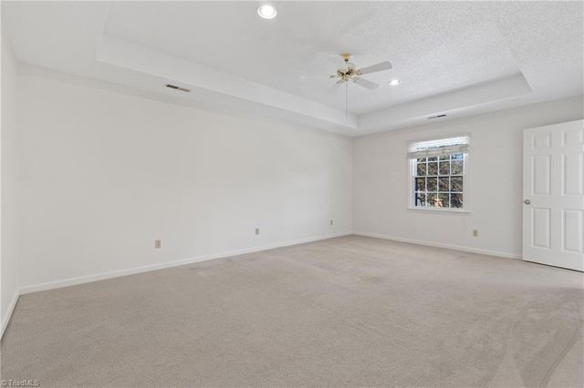 3512 Summerfield Lane, Winston-salem, NC 27106