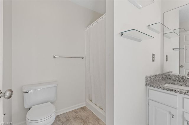 3512 Summerfield Lane, Winston-salem, NC 27106