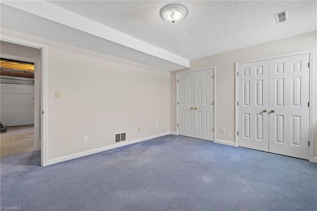 3512 Summerfield Lane, Winston-salem, NC 27106