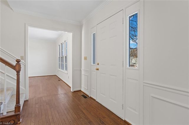 3512 Summerfield Lane, Winston-salem, NC 27106