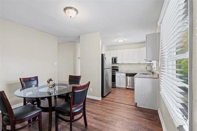 362 Ard Place NW, Atlanta, GA 30331