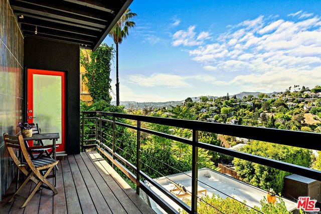 1892 Lucile Avenue, Los Angeles, CA 90026