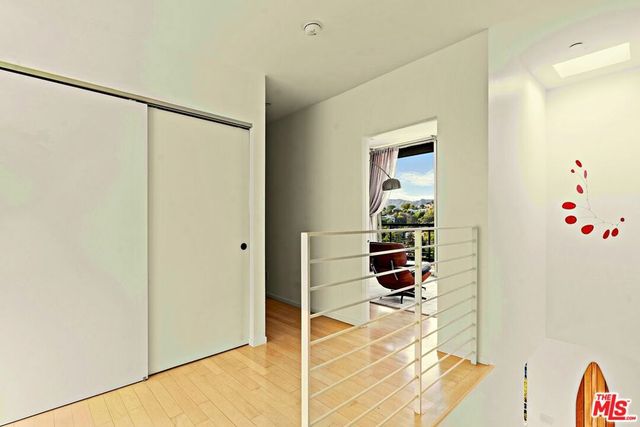1892 Lucile Avenue, Los Angeles, CA 90026