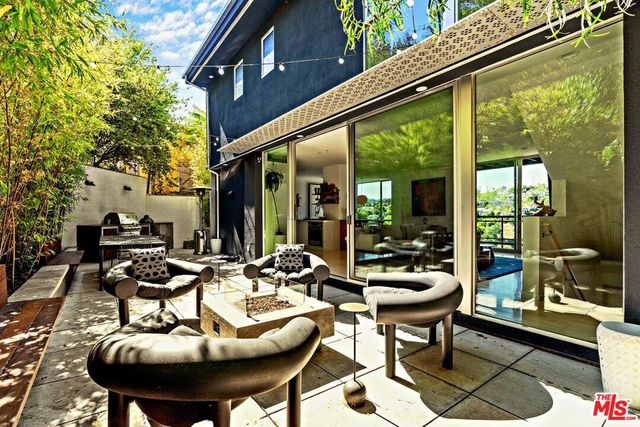 1892 Lucile Avenue, Los Angeles, CA 90026