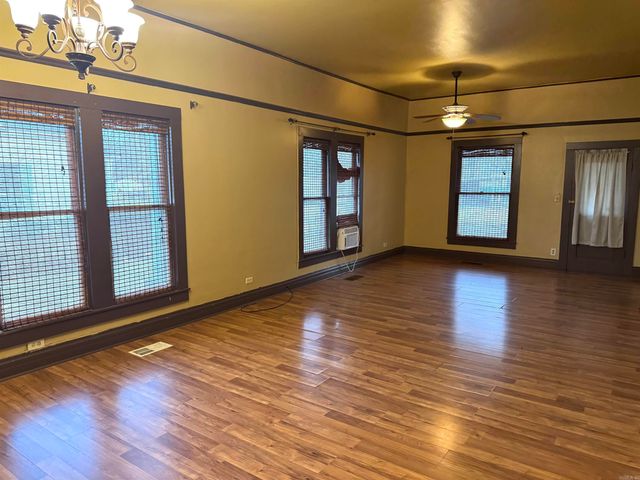 412 W Pike Street, Des Arc, AR 72040